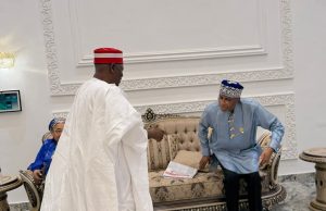 Kwankwaso Arrives in Ibadan for Opposition Leaders’ Summit