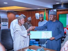 APC Presents Certificates of Return to New NWC Members