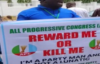 Angry APC Loyalist Storms Secretariat Seeks Compensation