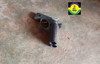 Police Nab 25-Year-Old with Locally Made Pistol on Enugu Border
