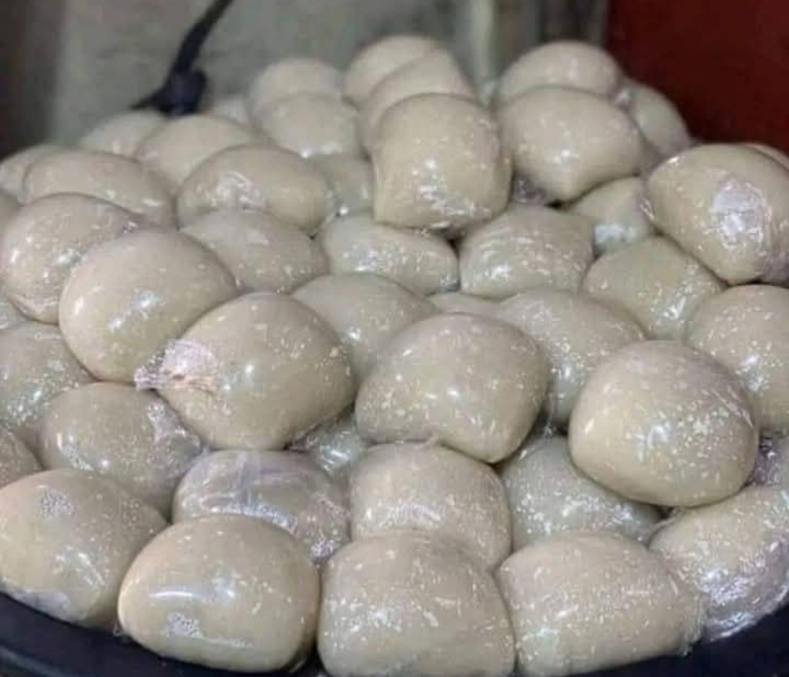 Wraps of fufu