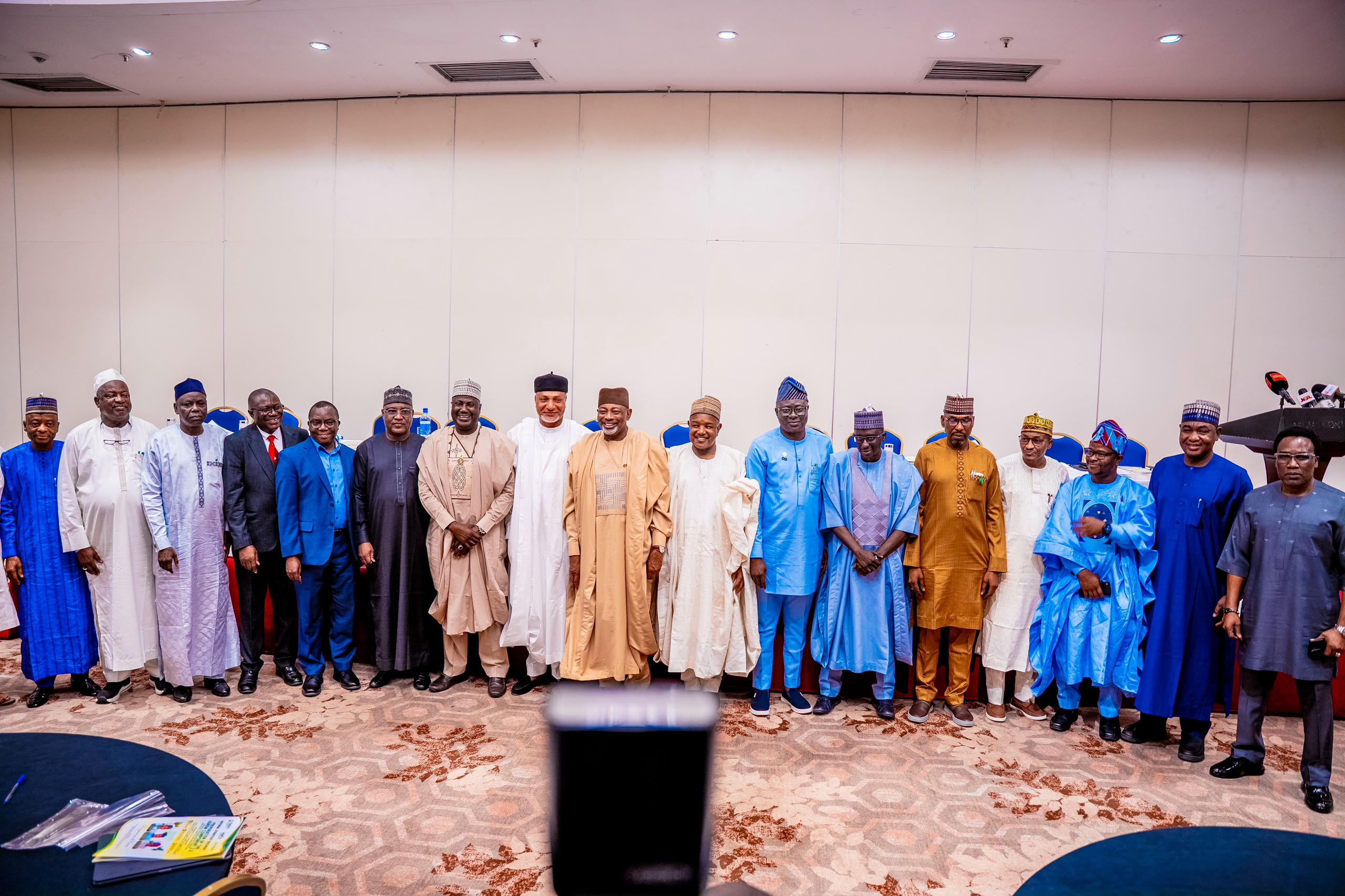 Stakeholders in a group photograph at a national strategic dialogue on the digital agriculture component of the World Bank-supported Nigeria Sustainable Agricultural Value Chain (AGROW) Project.