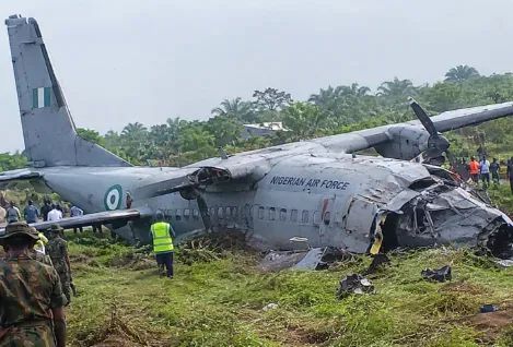 Crashed aircraft 