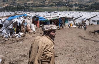 Hundreds Flee Ethiopia Fighting, Seek Refuge in Kenya Ethiopian man
