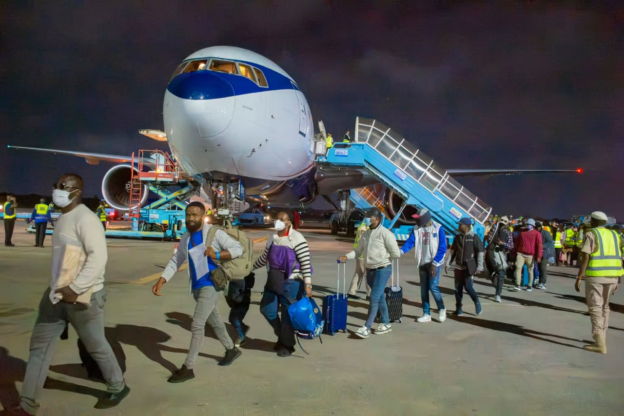 Nigerians arriving from South Africa